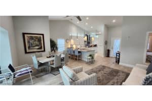 421 Kings Way, Naples, FL 34104 - MLS#225068839
