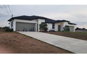 5039 Benton Street, Lehigh Acres, FL 33971 - MLS#225068841