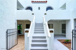 559 Beachwalk Circle, Naples, FL 34108 - MLS#225068847