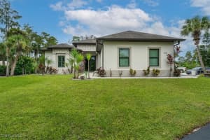 328 16th Avenue, Naples, FL 34120 - MLS#225068848