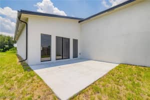 3016 11th Street, Lehigh Acres, FL 33976 - MLS#225068911