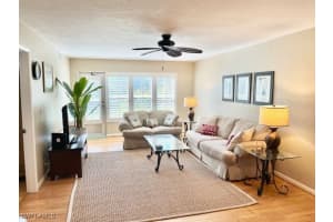 4250 Jack Frost Court, Naples, FL 34112 - MLS#225068926