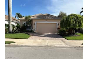 3893 Jasmine Lake Cir, Naples