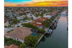 1107 Breakwater Court, Marco Island, FL 34145 - MLS#225068981