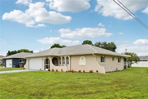 713 35th Street, Cape Coral, FL 33904 - MLS#225069007