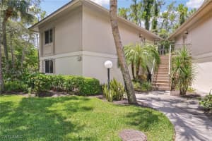 15 Bob O Link Ct 15a, Naples