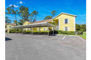 2702 Kings Lake Blvd 204, Naples