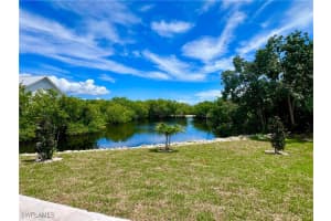 1861 Dogwood Drive, Marco Island, FL 34145 - MLS#225069038