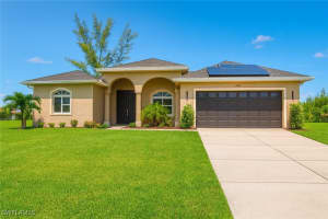 2019 29th Terrace, Cape Coral, FL 33914 - MLS#225069041