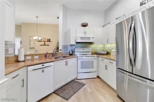 184 Vintage Circle, Naples, FL 34119 - MLS#225069053