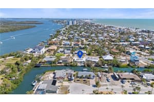 411 Connecticut St, Fort Myers Beach