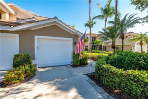 800 Carrick Bend Circle, Naples, FL 34110 - MLS#225069087
