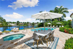 1060 Galleon Drive, Naples, FL 34102 - MLS#225069104