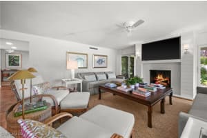 100 Tall Pine Lane, Naples, FL 34105 - MLS#225069133