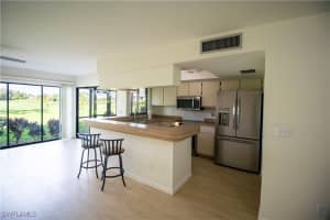 5585 Trailwinds Dr 314, Fort Myers