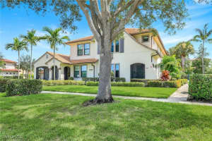 1399 Santiago Cir 1103, Naples