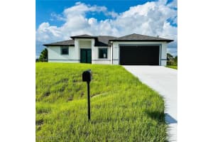 841 Colyer St E, Lehigh Acres