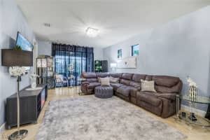 7659 Jacaranda Ln, Naples