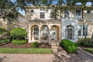 6072 Towncenter Cir, Naples