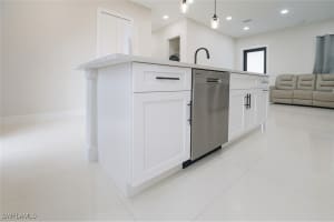 732 Troy Avenue, Lehigh Acres, FL 33974 - MLS#225069237