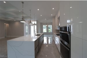 2461 Golden Gate Boulevard, Naples, FL 34120 - MLS#225069265