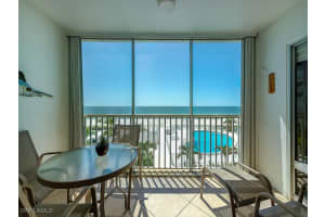 3443 Gulf Shore Blvd N 309, Naples