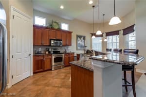 7812 Valencia Court, Naples, FL 34113 - MLS#225069340