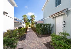 15586 Latitude Drive, Bonita Springs, FL 34135 - MLS#225069357