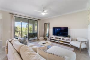 9834 Giaveno Cir 1726, Naples