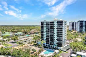 430 Cove Tower Dr 403, Naples