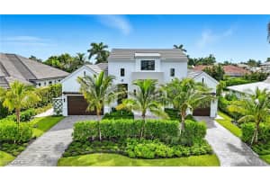 2990 Leeward Lane, Naples, FL 34103 - MLS#225069431