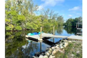 578 14th Street, Naples, FL 34102 - MLS#225069450