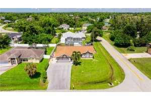 8241 Albatross Road, Fort Myers, FL 33967 - MLS#225069466