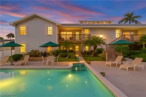 880 8th Avenue, Naples, FL 34102 - MLS#225069473