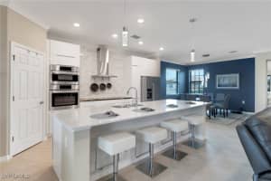 2352 Anguilla Dr 202, Naples