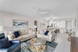 10686 Gulf Shore Drive, Naples, FL 34108 - MLS#225069500