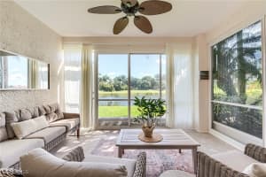 9251 Spring Run Boulevard, Estero, FL 34135 - MLS#225069561