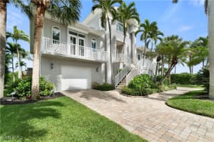 197 San Mateo Drive, Bonita Springs, FL 34134 - MLS#225069562