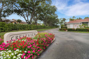 9836 Luna Cir F102, Naples