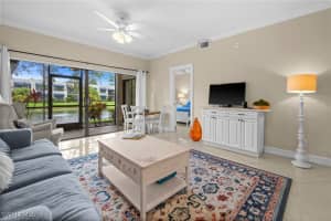 3315 Europa Dr 114, Naples