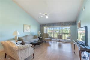 725 Saratoga Circle, Naples, FL 34104 - MLS#225069634
