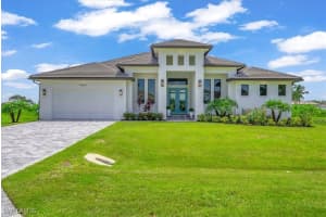 18018 Greenwood Drive, Naples, FL 34114 - MLS#225069637