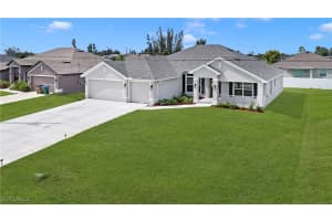 2729 5th Terrace, Cape Coral, FL 33993 - MLS#225069648