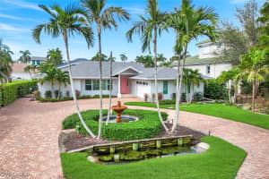 151 Bayview Ave, Naples