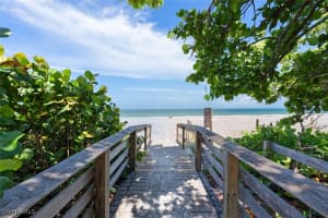5 Bluebill Avenue, Naples, FL 34108 - MLS#225069672