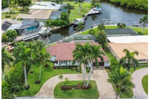 2105 Sheepshead Drive, Naples, FL 34102 - MLS#225069719
