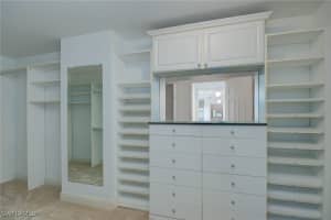 445 Cove Towers Drive, Naples, FL 34110 - MLS#225069757