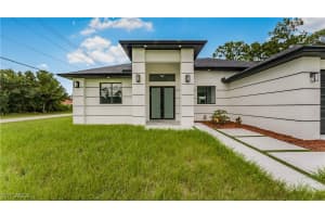 178 Mcarthur Blvd, Lehigh Acres