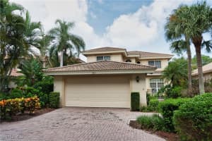 5815 Persimmon Way, Naples