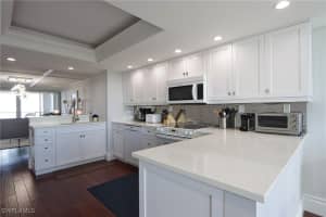 6849 Grenadier Boulevard, Naples, FL 34108 - MLS#225069819